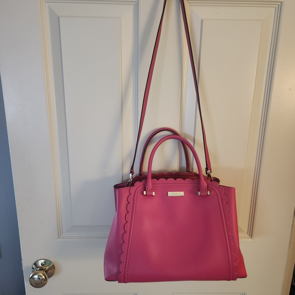 KATE SPADE Pink Scalloped Women's Handbag